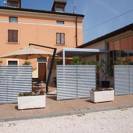 La Cascina Del Sole Vandrarhem Rivarolo del Re ed Uniti Exteriör bild