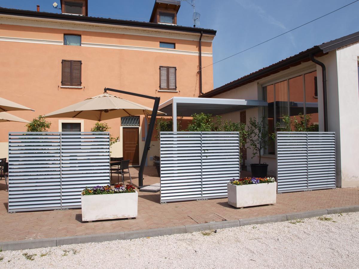 La Cascina Del Sole Vandrarhem Rivarolo del Re ed Uniti Exteriör bild