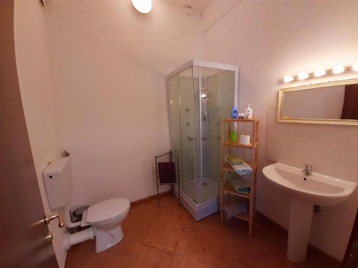La Cascina Del Sole Vandrarhem Rivarolo del Re ed Uniti Exteriör bild